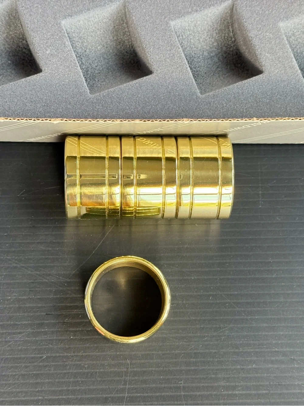 VTG BALDWIN BRASS DEVON NAPKIN RINGS SET OF 4 ORIGINAL BOX GORGEOUS